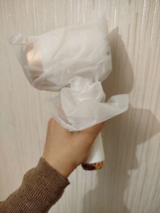 Фен безпровідний новий