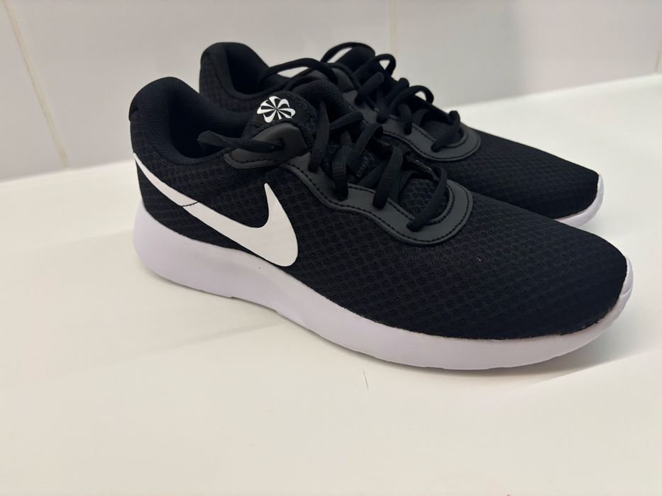 Buty Nike air 42 26,7 cm Tanjun