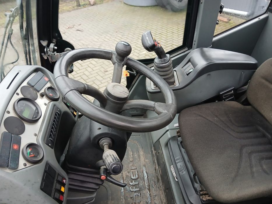 Ładowarka przegubowa Schäffer 8600 Z