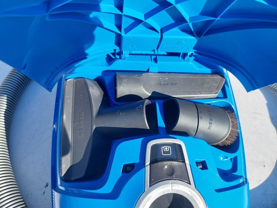 Odkurzacz miele s8 2200W