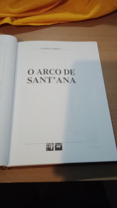Livro Almeida Garrett antigo
