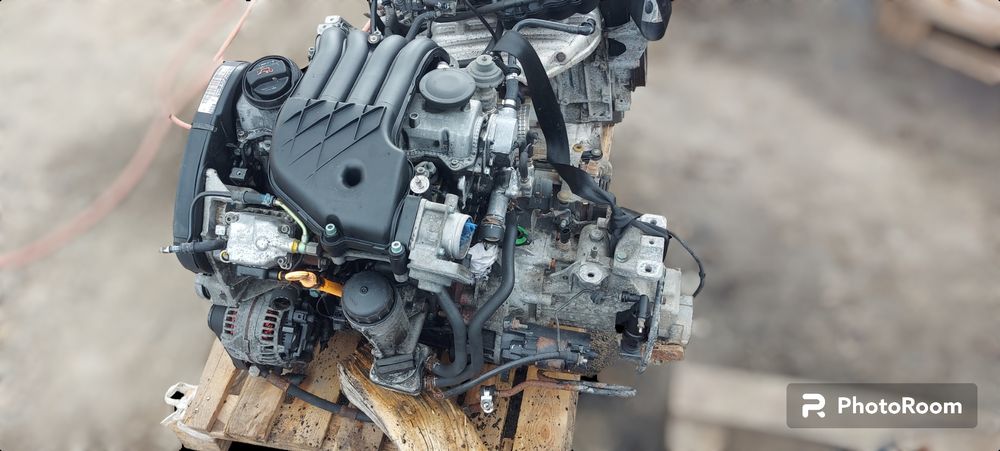 Двигун ДВС 1.9SDI AQM Octavia Golf Caddy