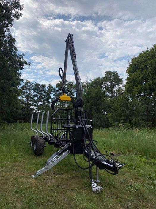 Przyczepa leśna do zrywki drewna nowa HYDMAX H95K z żurawiem V6500