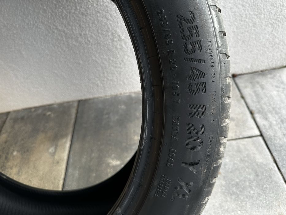 Opona Continental Ecocomtact 6 255/45/20