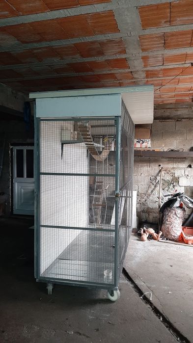 Vendo viveiro para aves de grande porte