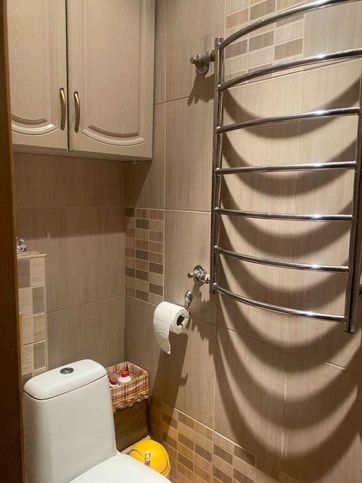 Продам 3к 107м пр- т Науки 62-А Бізнес Клас Ремонт Меблі Техника Цегла