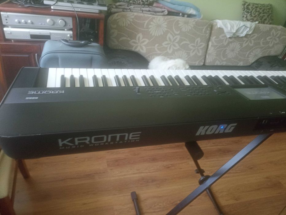 Korg Krome 88, pianino cyfrowe, syntezator
