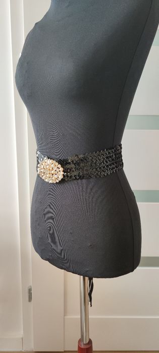Elastyczny czarny cekinowy pasek z ozdobną klamrą elastic stretch belt