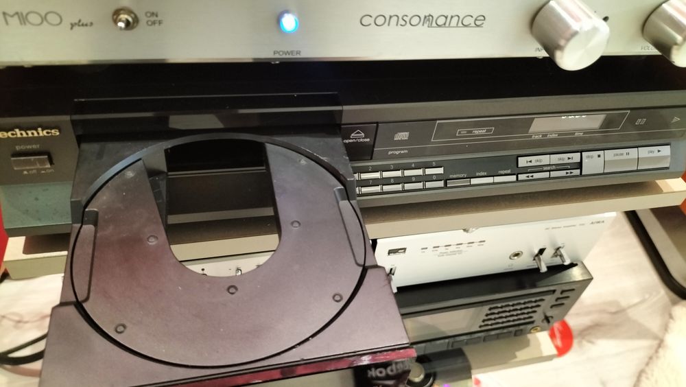 Odtwarza CD Technics SL-P1