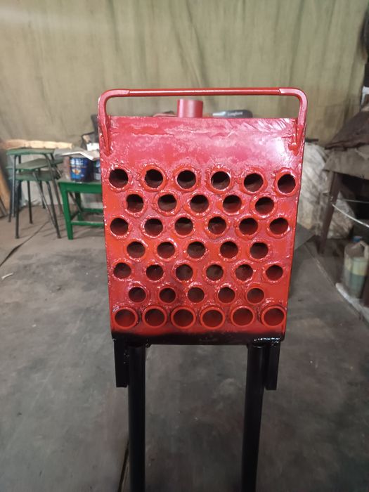 Буржуйка від газового балона.