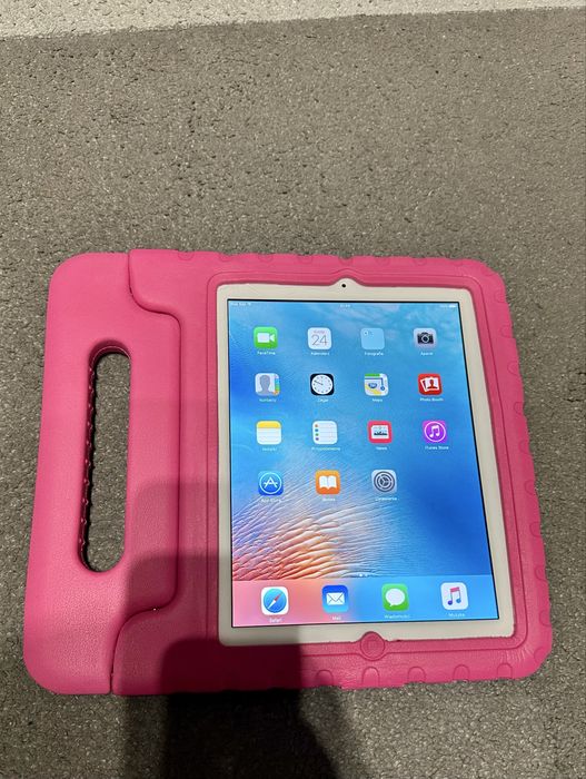 Tablet MD371B/A z etui
