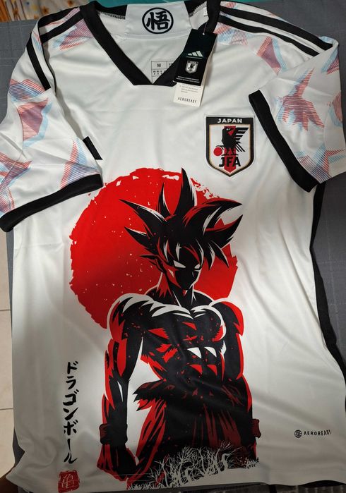 Camisola homem anime adidas