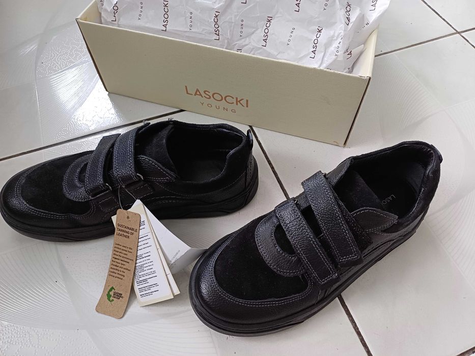 Nowe buty skórzane Lasocki Young r. 34
