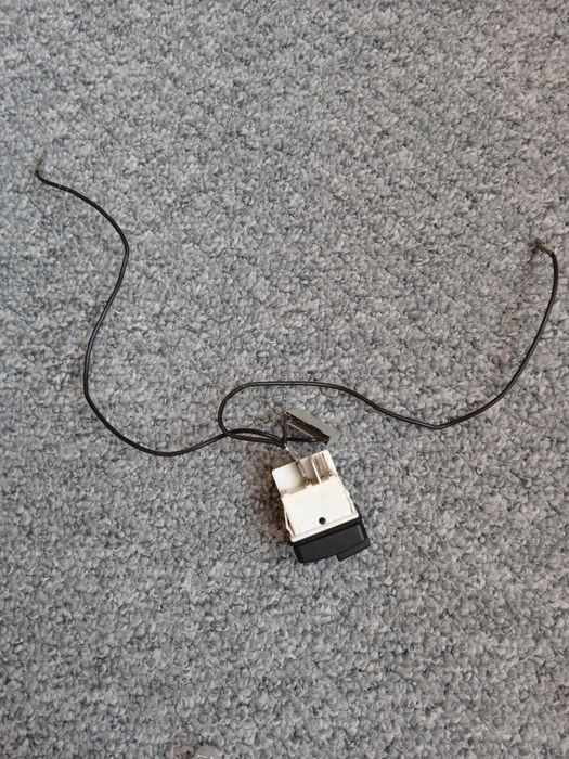 Wyłącznik do odkurzacza Karcher.