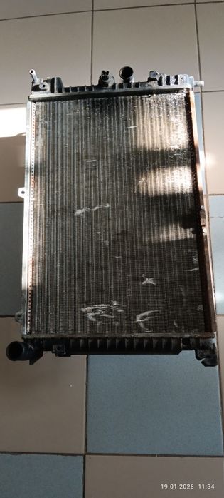 радіатор охолодження Opel Vectra