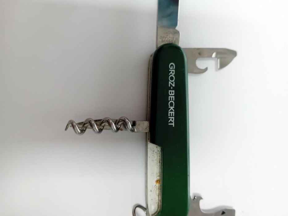 Canivetes multifuncoes de marca