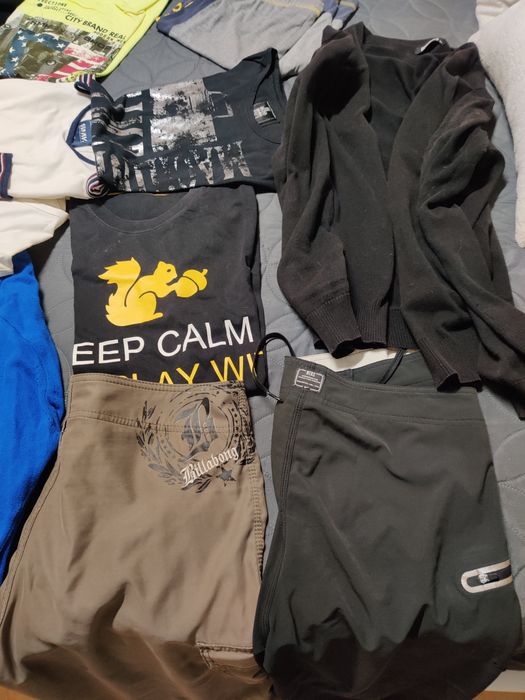 Lote de roupa nova e usada