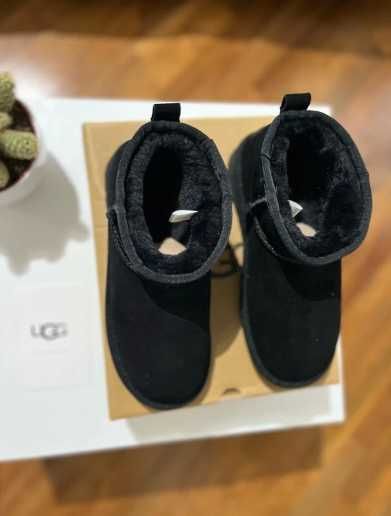 Buty UGG Classic Ultra Mini 36