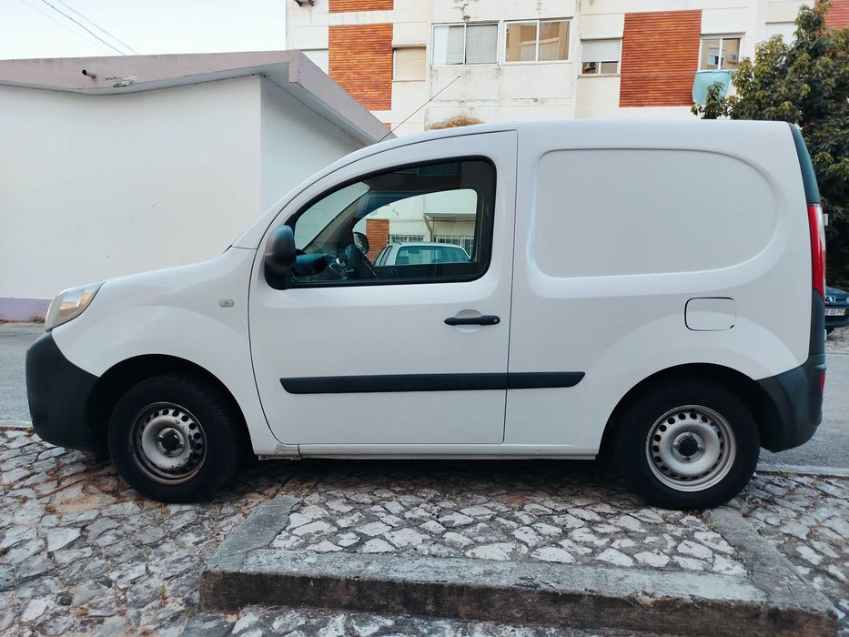 Citroën kangoo 1.5 dci de 2014 com 196000Km.