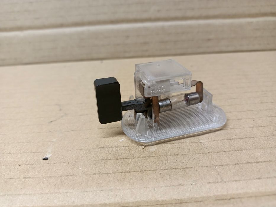 Lampka podświetlenia schowka pasażera VW Skoda Seat