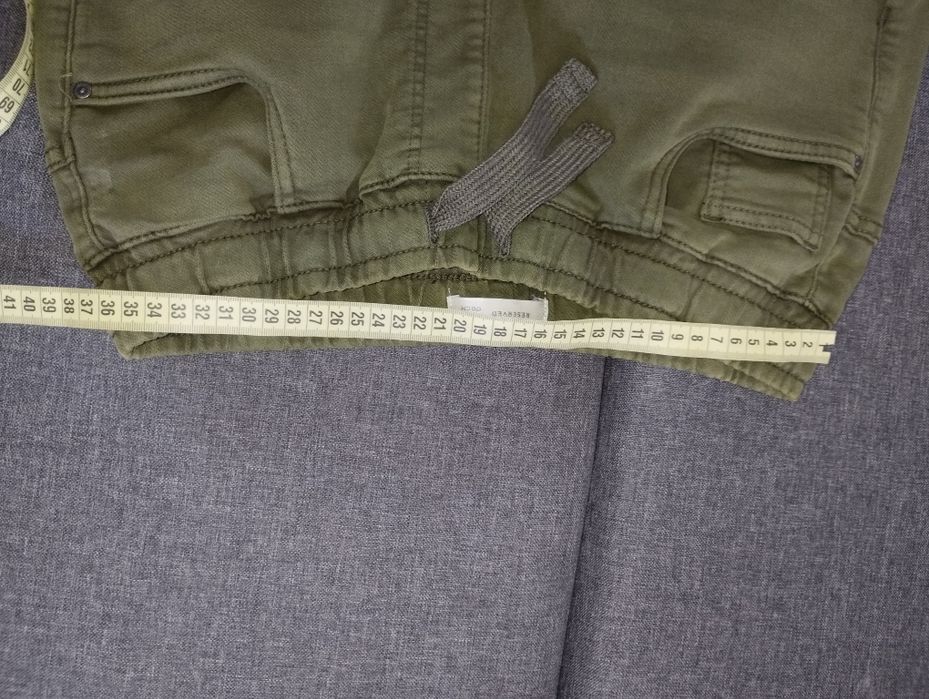 Оливкові джогери Reserved