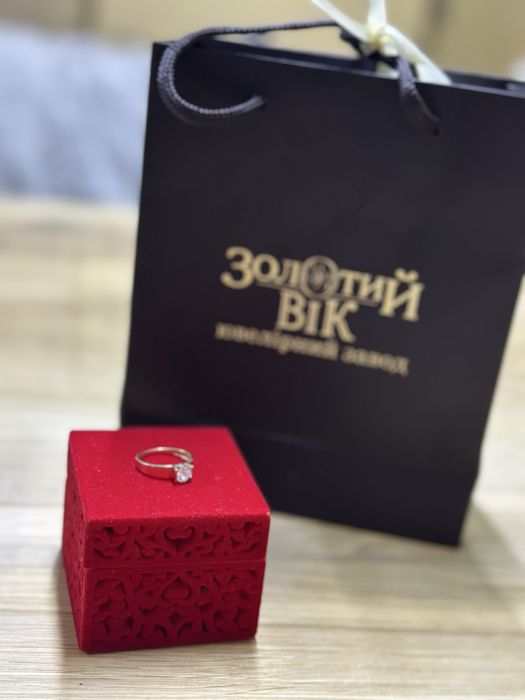 Продам золоту каблучку 16.5
