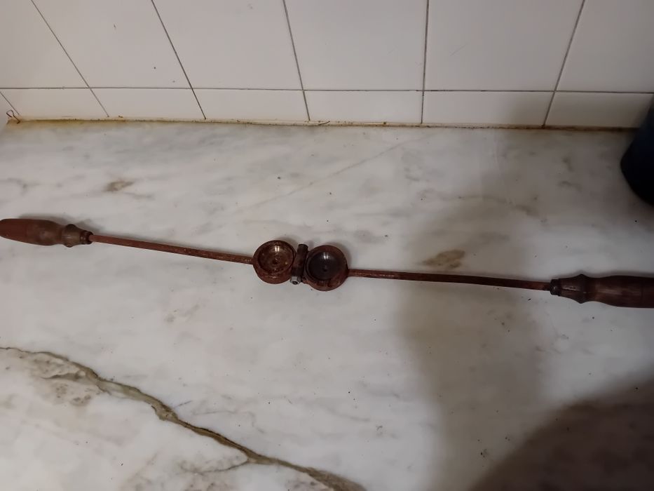 Ferramenta Antiga