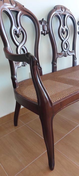 Canapé centenário restaurado ao estilo original [BAIXA DE PREÇO]