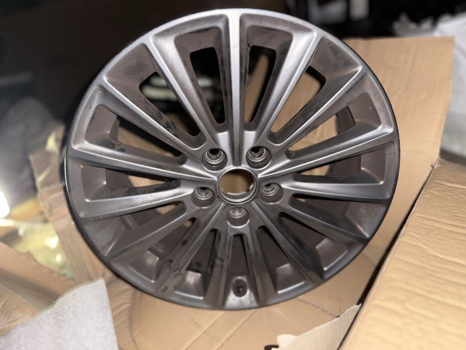 Оригинальный литой диск Ford Focus 3 R17 5x108 Titanium (1 шт)