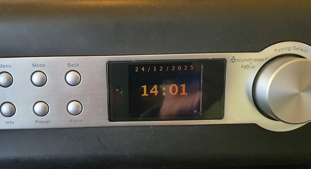 Radio internetowe, DAB+, FM Soundmaster IR3000DAB