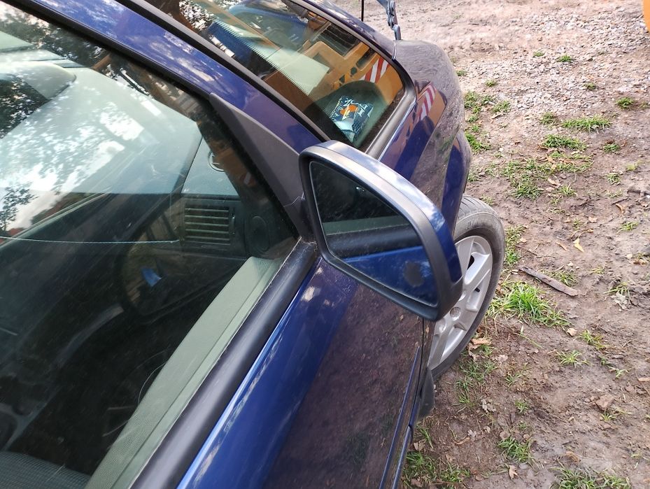 Lusterko prawe lewe opel Meriva a z21b