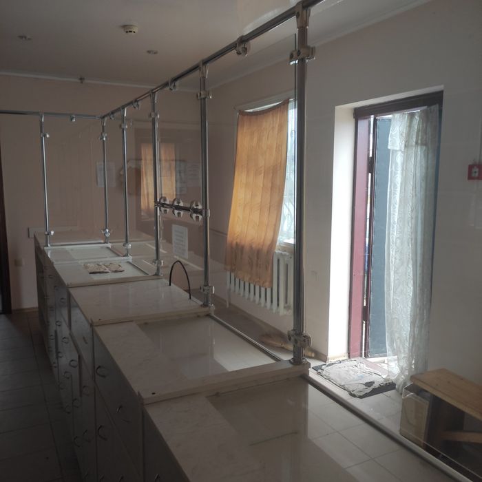 Продам Меблі в Аптеку