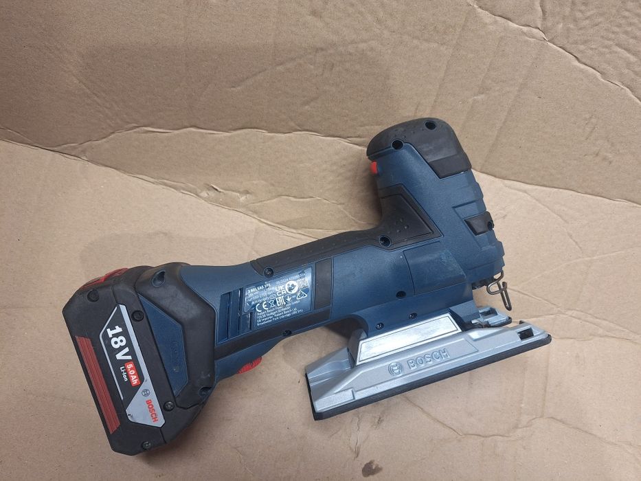 Wyrzynarka Bosch GST 18v - Li S + bateria 5ah
