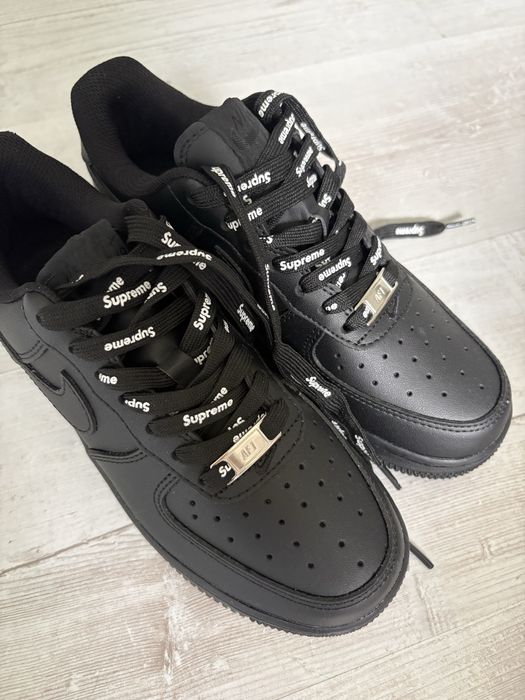 Nike Air Force1 supreme