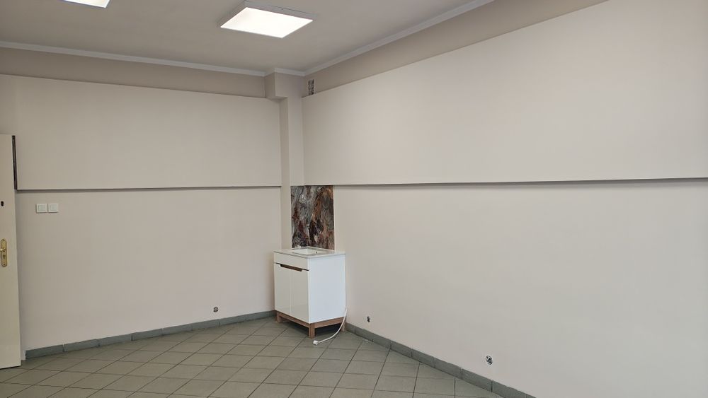 Wynajmę lokal usługowy, centrum os. Kopernik