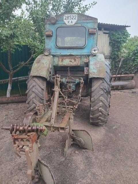 продам трактор мтз