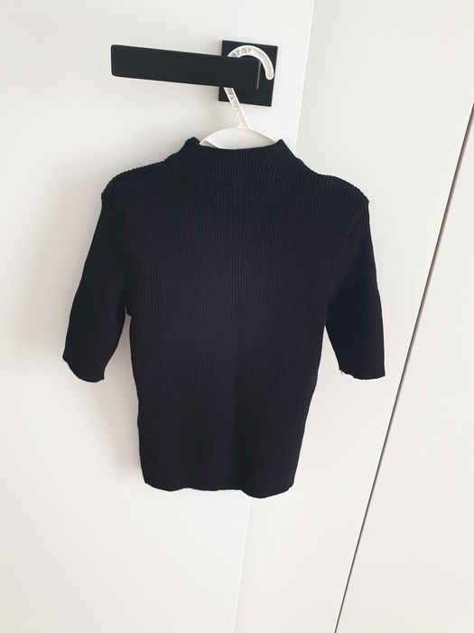 Prążkowany top  / Dzianinowa koszulka z półgolfem Berschka XS NOWY