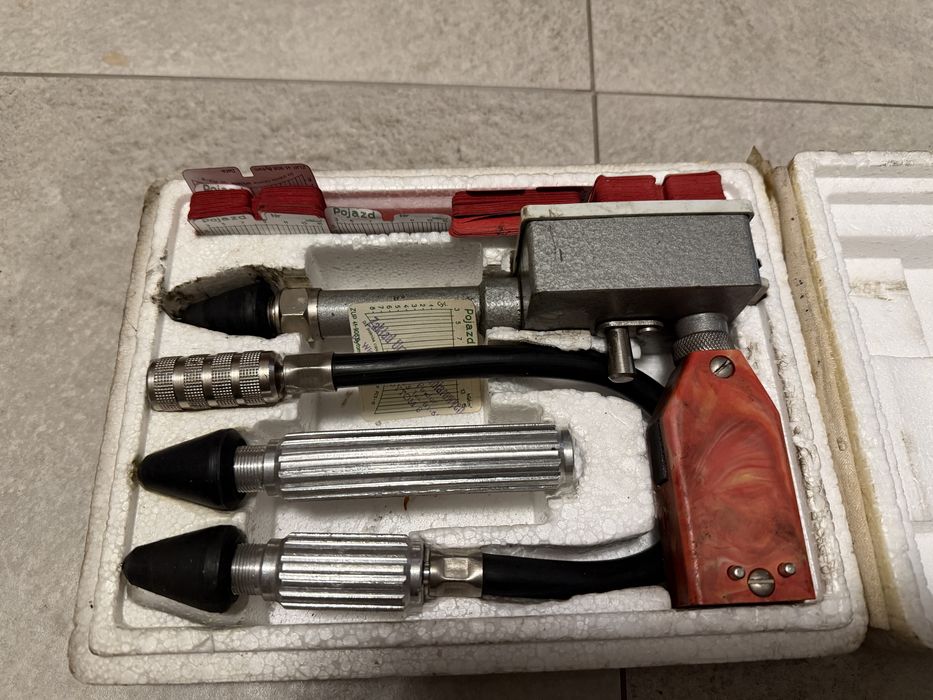 Próbnik ciśnienia wykresowy w silnikach benzynowych