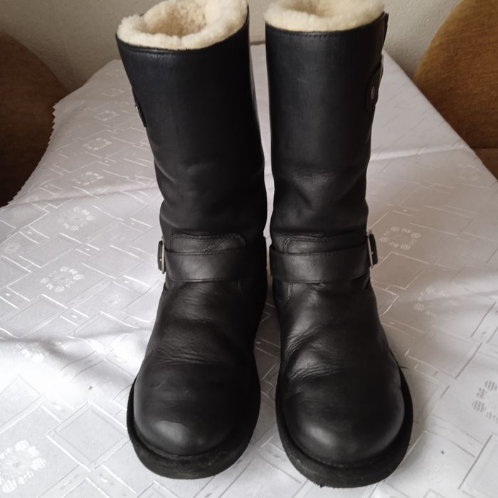 Skóra naturalna kożuch r 38 czarne UGG