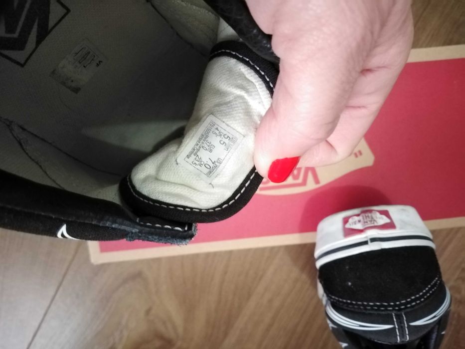 Tenis VANS Chamas