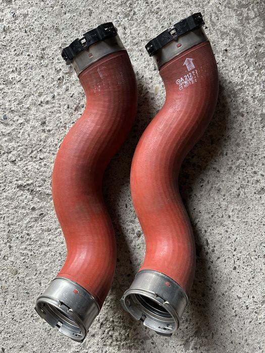 Патрубок інтеркулера sprinter w906w212w204w207 2.2 cdi om651