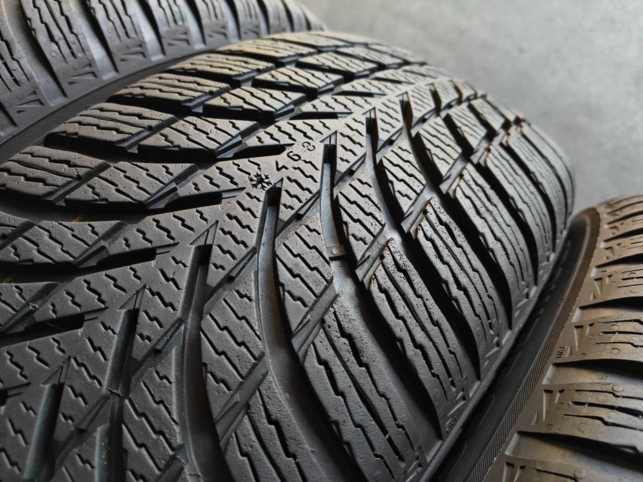 Шини 25року Nokian r17 215/65 103Н XL Фінські продаються комплект