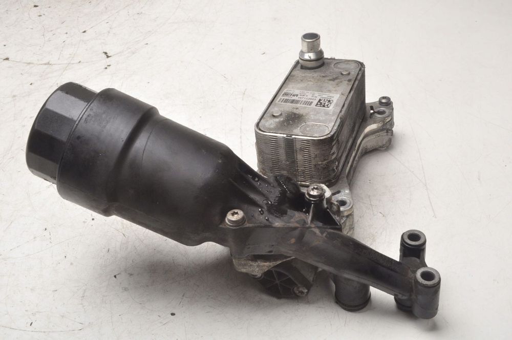 X117 W117 2.2 CHŁODNICZKA PODSTAWA FILTRA OLEJU