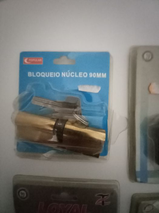 Cadeados e fechadura