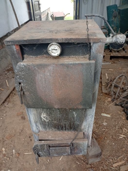 Маю на продаж 2 твердопаливні котли