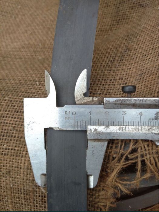 Шнур резиновый прямоугольного (квадратного сечения)