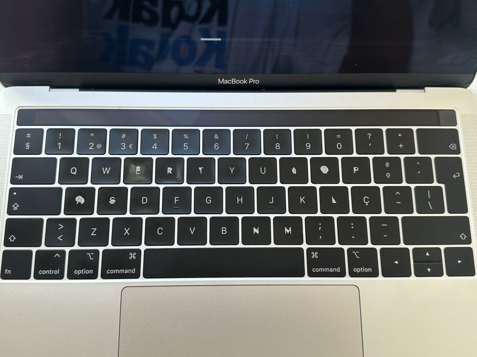 MacBook Pro 2019 13`- 8GB RAM - 256GB SSD - OS Seqoia