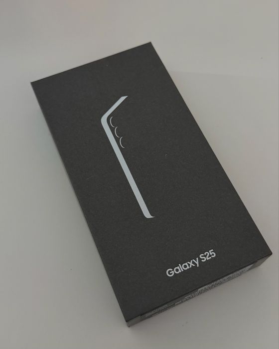 Nowy zaplombowany Samsung Galaxy s25 12GB / 128GB Icy Blue