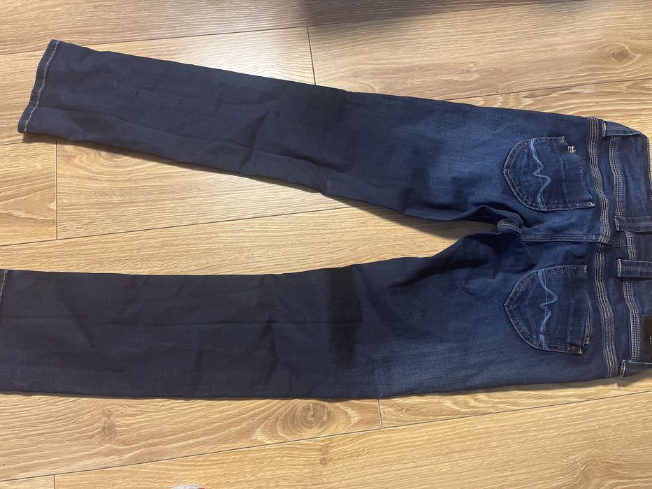 Biodrówki marki Pepe Jeans