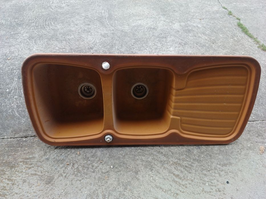 Lava loiça em fibra de 2 pias em bom estado
